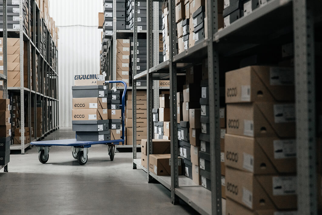 Изображение склада ECCO